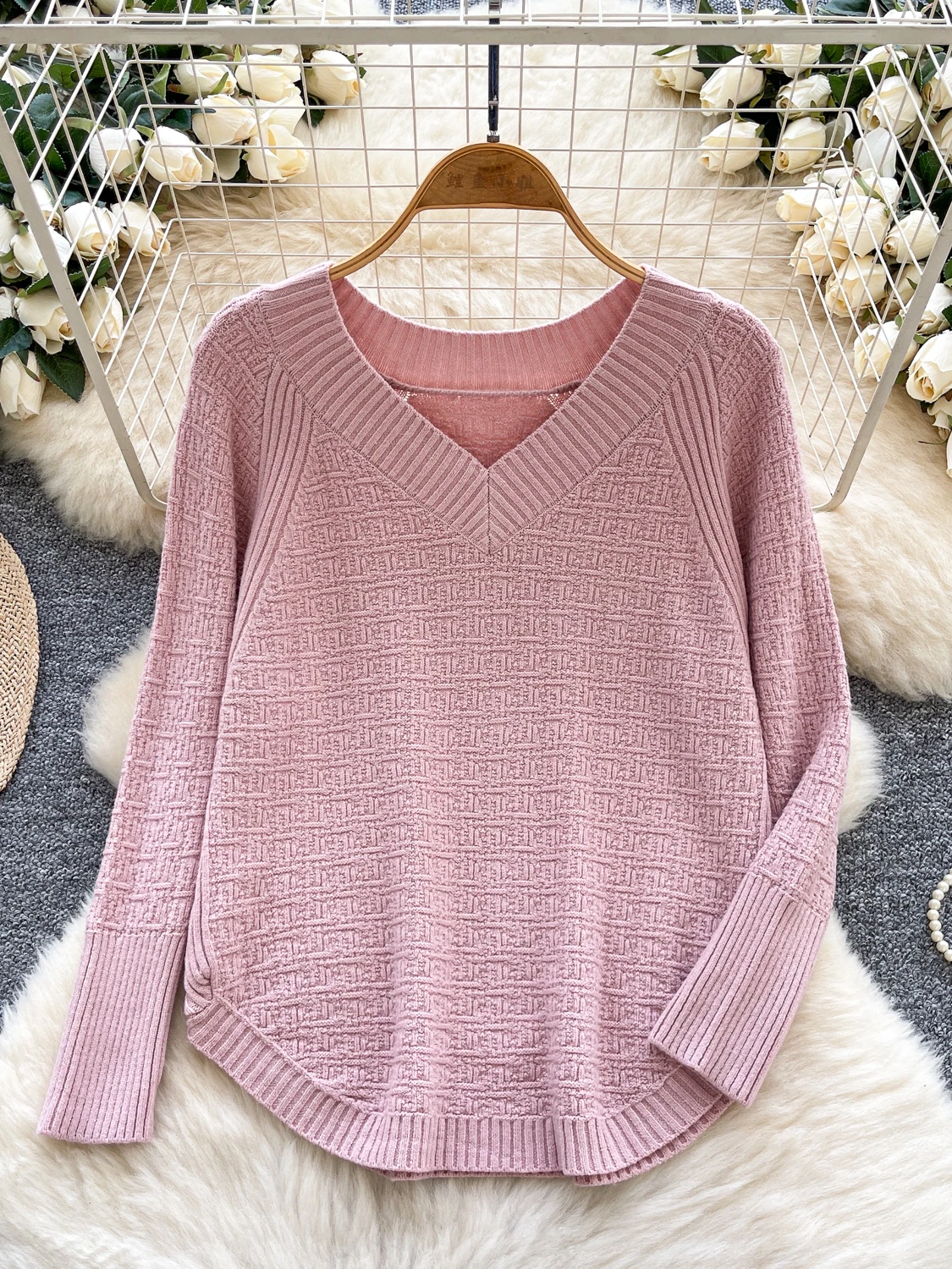 

Foamlina European Pink Long Sleeve Knit Sweater Women Winter Loose Flattering Casual Vintage Elegant Unique Sweater Top Trendy