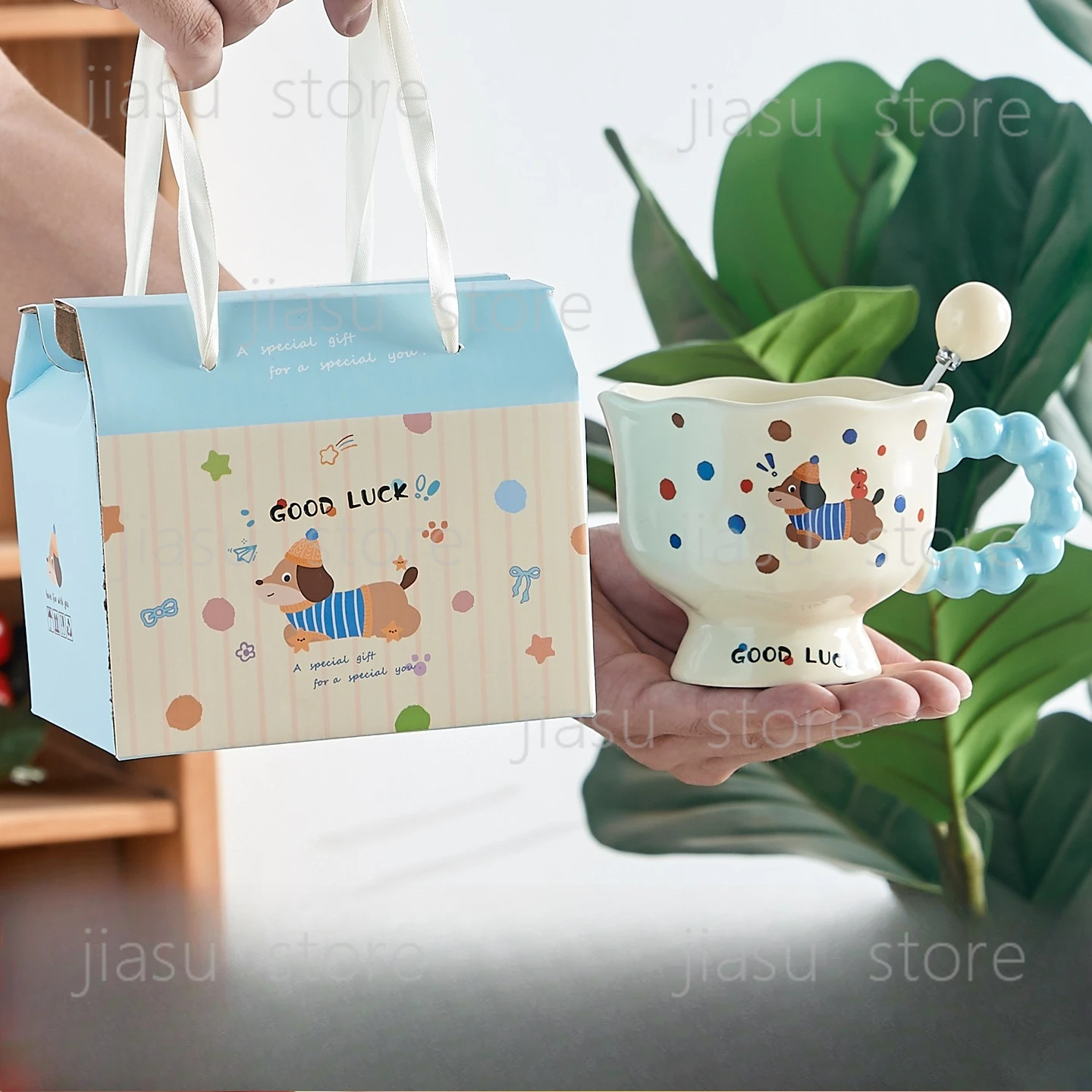 

Ceramic cup, coffee cup, cute and high-value mug, small gift, Christmas , souvenir, water , gift box, custom-made