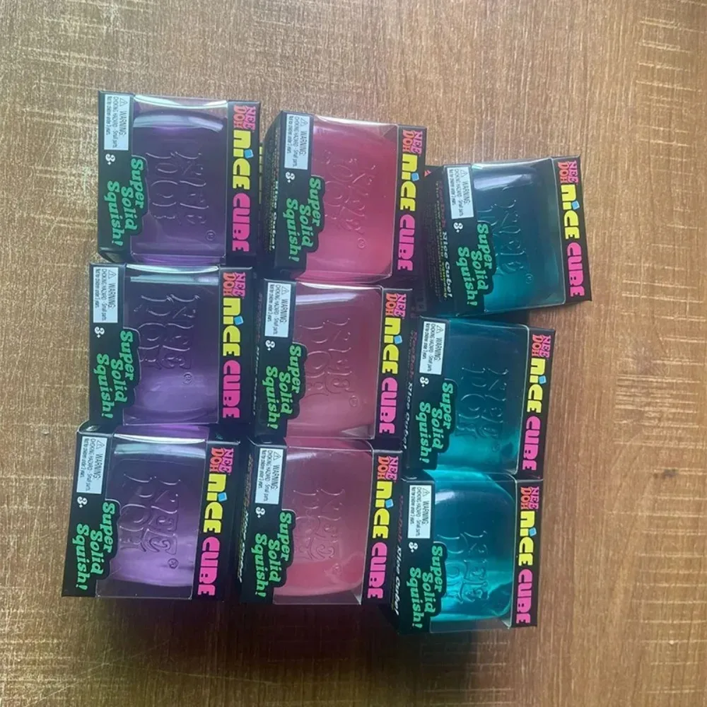 Schylling Needoh Nice Cube Sensorisches Spielzeug Stressabbau-Drückpuzzle Entspannungsblock Kindersouvenir Lernspielzeug