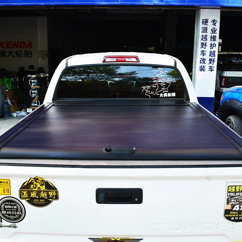 Soft Tri-4th-fold Truck Bed Foldable Sliding Pickup Tonneau Cover for 2019+ Dodg e Ram,  5'7