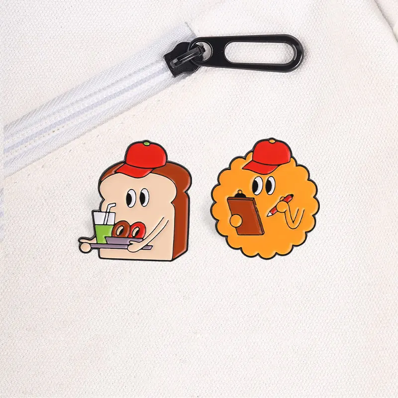 Niedliche Cartoon-Lebensmittel-Charaktere Emaille-Abzeichen Toast Fleischpatties Lieferarbeiter-Pins Lustige Snack-Metallbroschen Anstecknadel-Set Geschenk – Detail 4