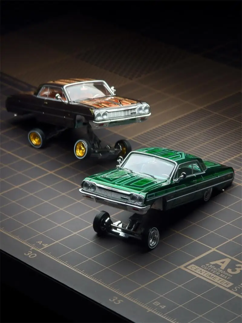 97m 1:64 1964 Impala LowRider Gypsy Rose / ARCHDEMON  Diecast Model Car