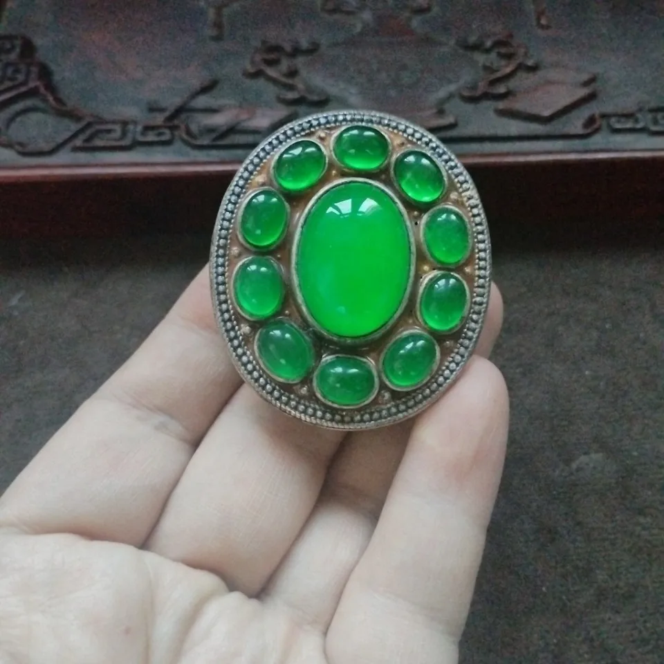 

Старый патина, старое серебро, инкрустированное красными бусинами, этническое антикварное ювелирное ожерелье, очаровательная пряжка для ремня