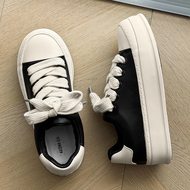 Board Man Fashion Shoes for Men Flat Sneakers Black Male Footwear Casual Comfortable Men's Trends 2025 Autumn Breathable Outdoor