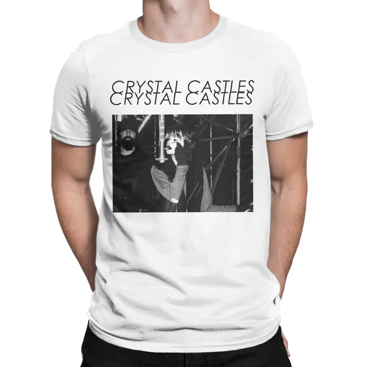 Novelty Not In Love Crystal Castles T-Shirts for Men Round Collar 100% Cotton T Shirt Short Sleeve Tee Shirt Gift Idea Tops