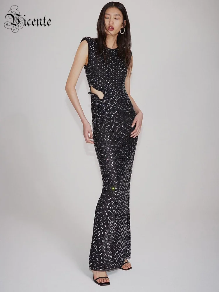 

VC Dazzling Sleeveless Black Sequin Maxi Dress with Cut-Out Detail for Gala Evenings Gown