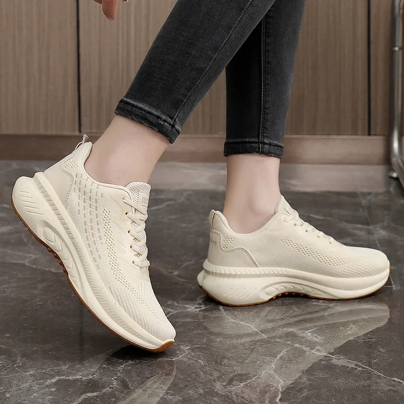 Women Running Shoes Breathable Casual Shoes Outdoor Light Weight White Tenis Sports Shoes Casual Walking Sneakers for Women