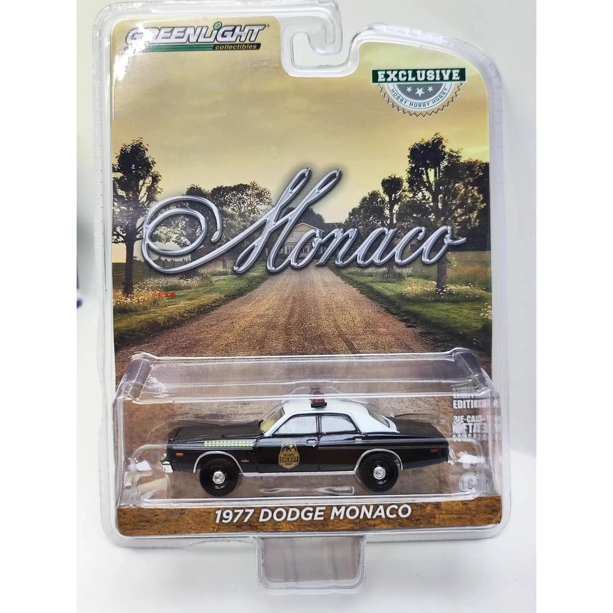 

1:64 1977 Dodge Monaco - Hatchapee Monaco Police Car 30152 Advanced Collection Ornament Car Models