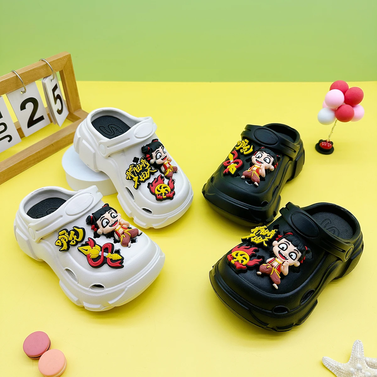 

New Fashionable and Versatile Nezha Eva Clogs Soft-Soled Non-Slip Toe-Cap Sandals for Boys and Girls 606