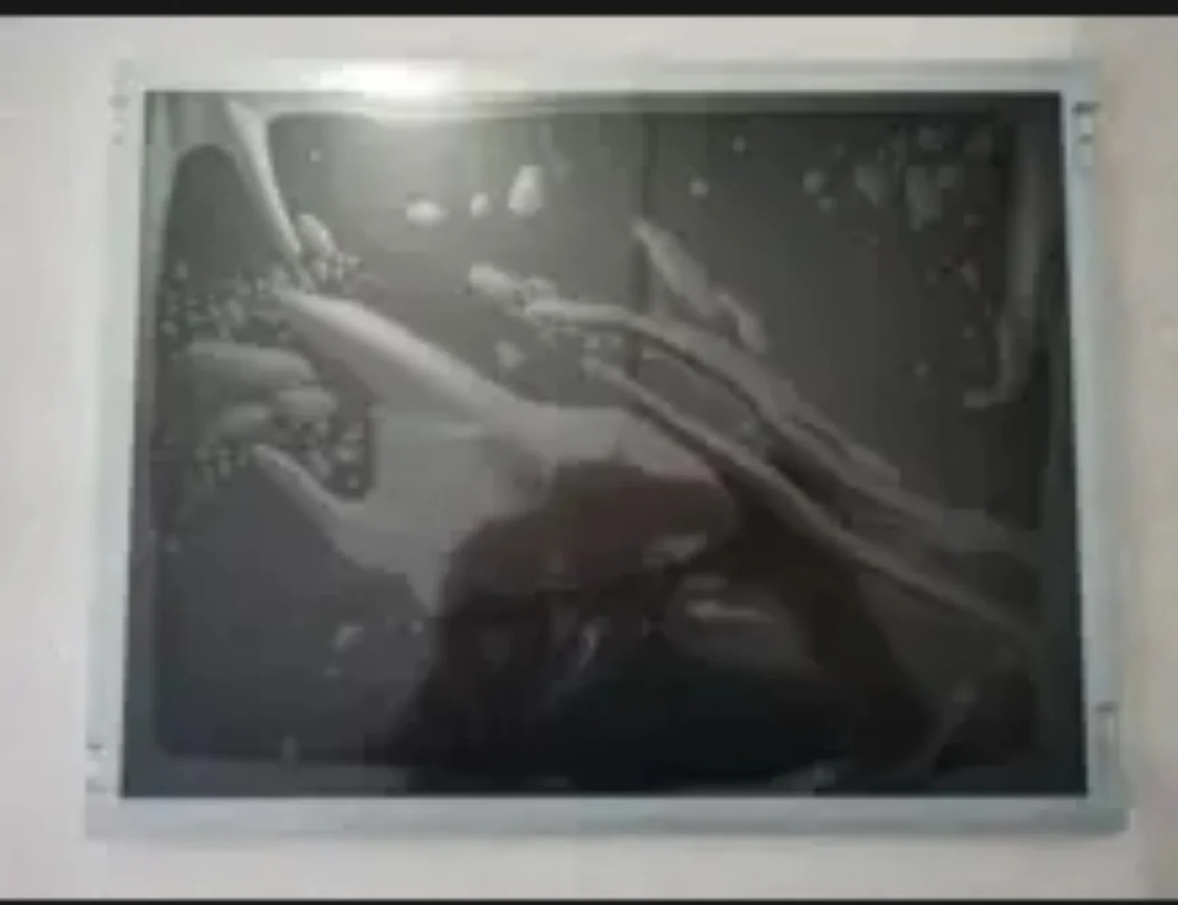 

LQ150X1LW12