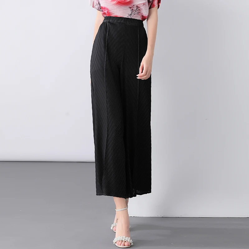

Women's Pleated Pants Fish-Scale Texture Fall Essential Work-to-Weekend Versatility Relaxed Harlan Elastic Waistband Slimming
