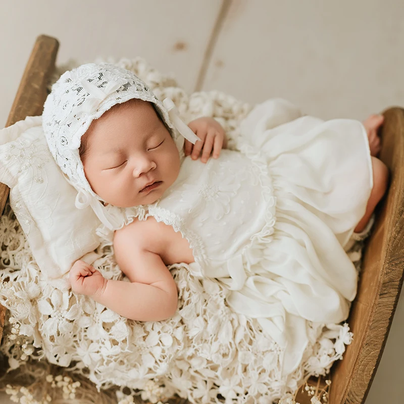 Baby Girl Photography Clothing Baby Posing Rabbit Blanket Pillow Props Newborn Photo Lace Dress Hat Set Studio Photo Accessories