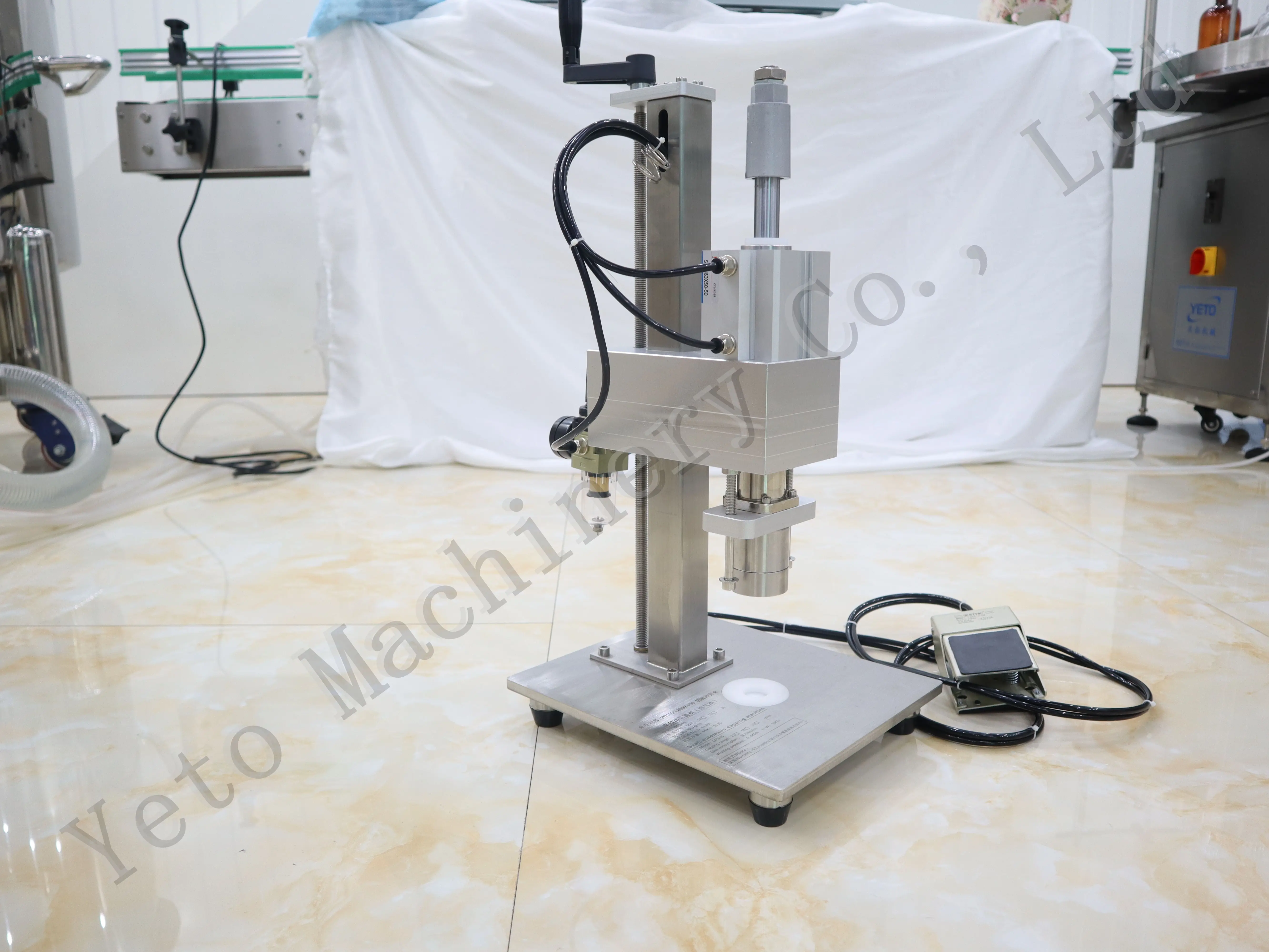 Automatic Bottles Fully Wash Care Solution Plastic Oils Spray 100ml Water Jar Sample Round Rinsing Vial Capping Machines