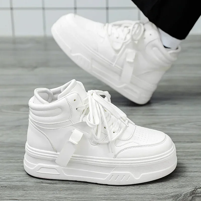 Sapato de tabuleiro respirável masculino, sapatinho branco da moda, gola alta, sola grossa, alta altura, sapatos esportivos e casuais