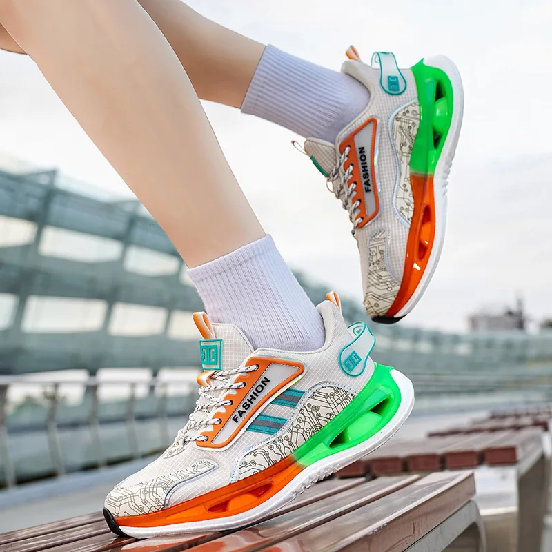 Men's shock-absorbing light casual sneakers spring summer soft-sole breathable outdoor racing running shoes student speed sports