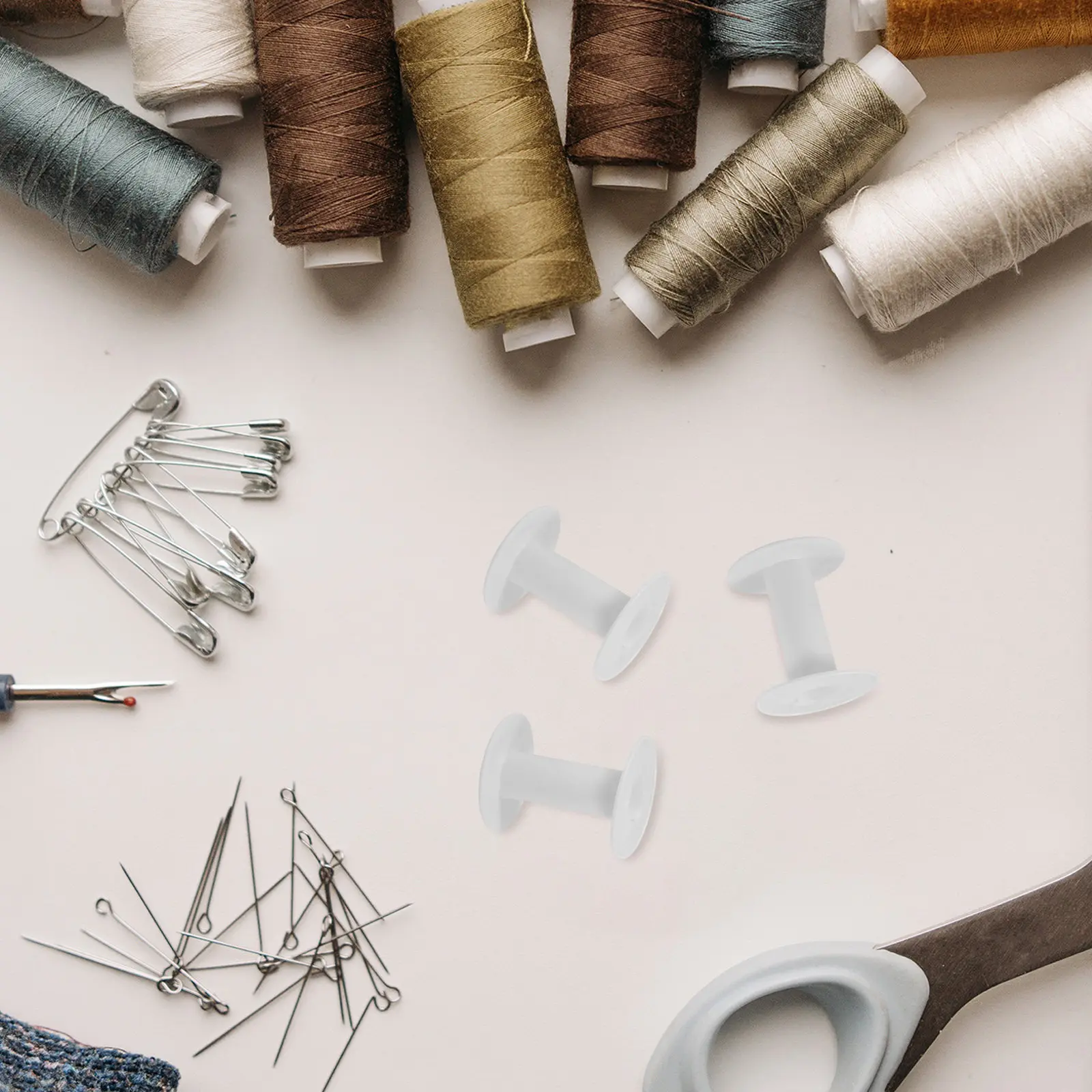 

10 шт. пластиковых пустых катушек белого цвета для лент, проволоки, ниток, шитья, вышивки, органайзер для пряжи