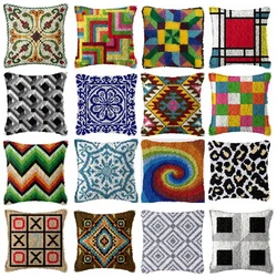 Simple Pattern Geometry Latch Hook Rug Kits Unfinished Embroidery Material Hand Knitted Embroidered Pillow Latch Hook Pillow DIY