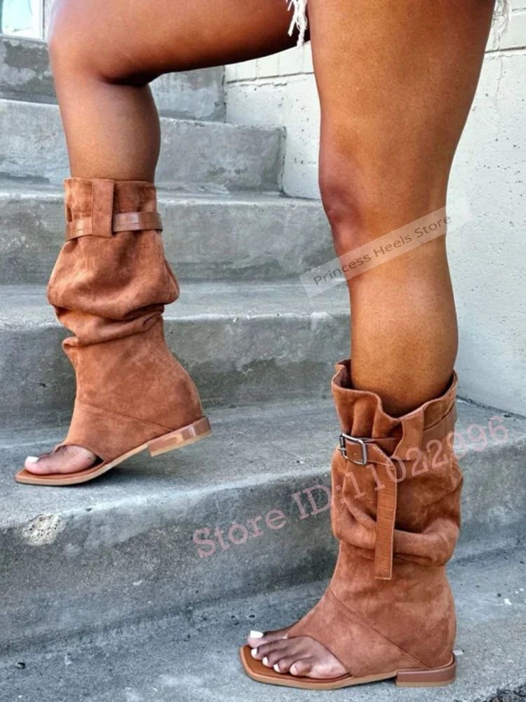 

Летние ботинки на плоской подошве с замшевыми ремешками и открытым носком до середины икры, однотонные сандалии без шнуровки, ботинки, женская дизайнерская обувь, дизайнерская повседневная новинка