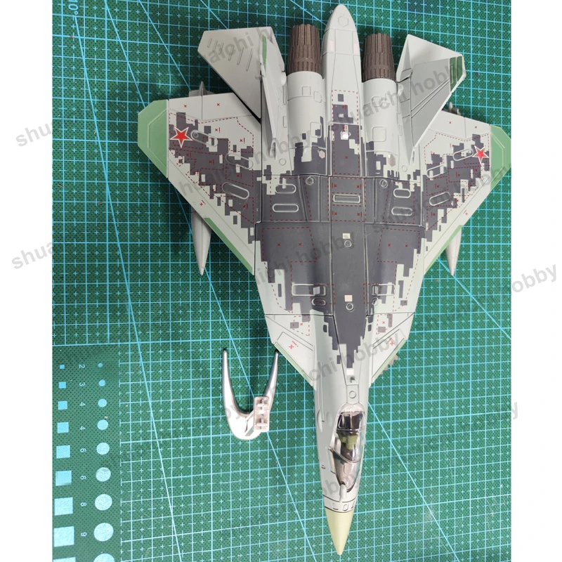 1PCS 1/72 Scale Russian Su-57 Fighter Jet Plastic Model Finished Aircraft Static Ornament with Display Rack for DIY Collection
