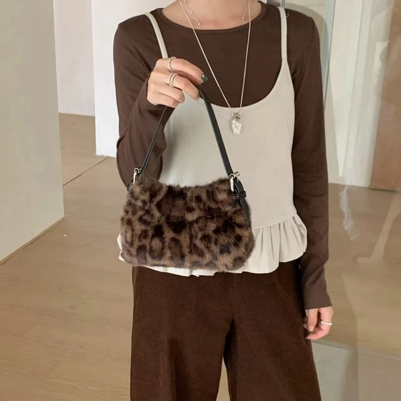 

Retro Leopard Print Plush Shoulder Bag Women's Handbag Soft Fur Crossbody Bag Autumn Winter New Style Fashion Accessory