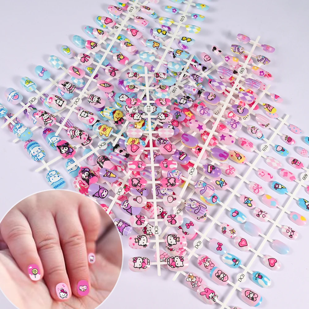 24Pcs Girls Cartoon Style Full Cover Press On False Gel Short Square Kuromi Hello Kitty Kids False Nail 6~12 years Fake NailsTip