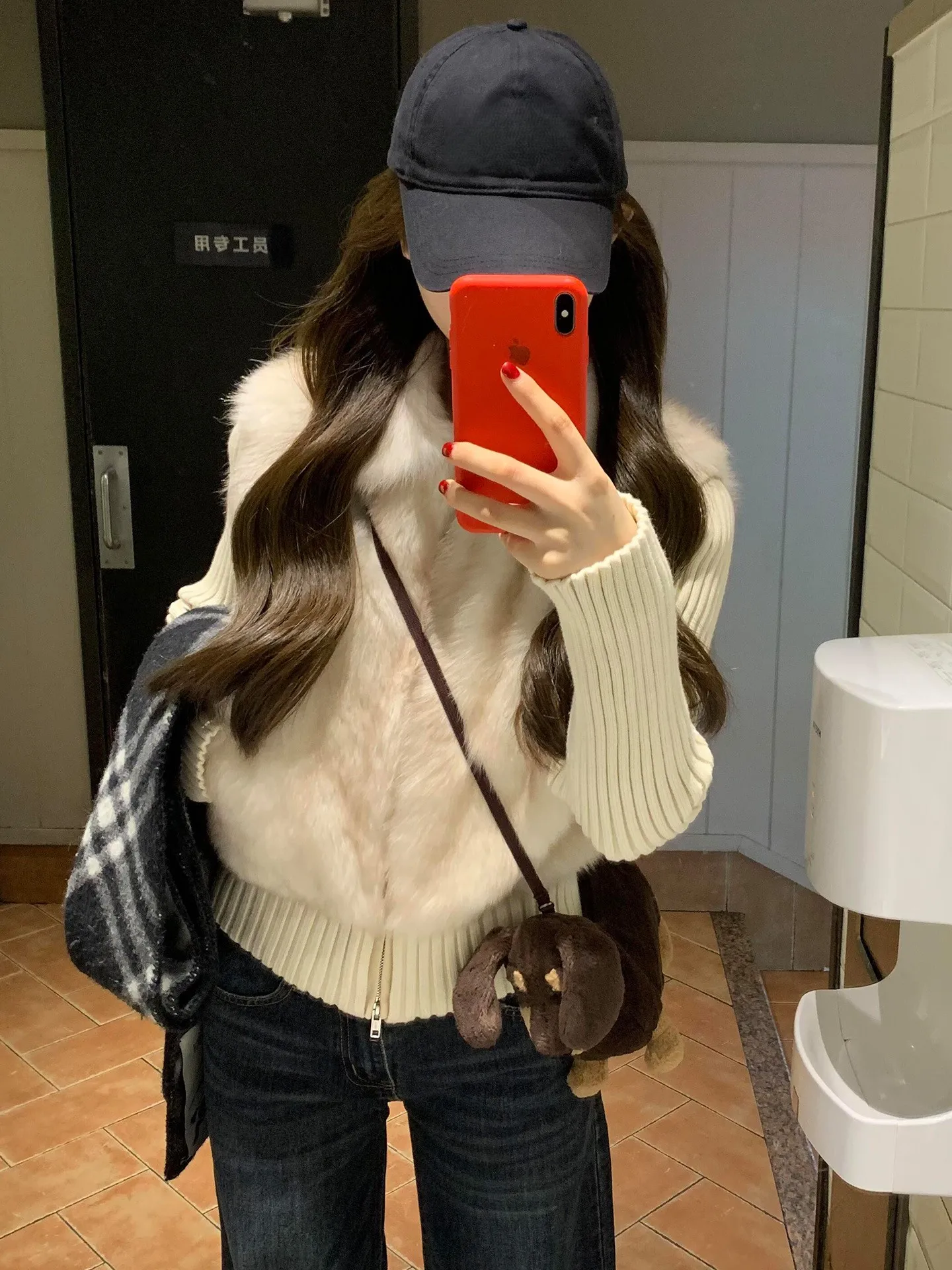 Casacos de pescoço de pele sintética das mulheres carnaval completo elegante único turn-collar regular fofo workwear emagrecimento peles meninas magro-encaixe ins