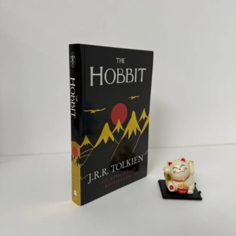 

The Hobbit by J.R.R. Tolkien Fantasy Adventure Classic The Lord of the Rings Prequel Bilbo Baggins Journey English Edition Book