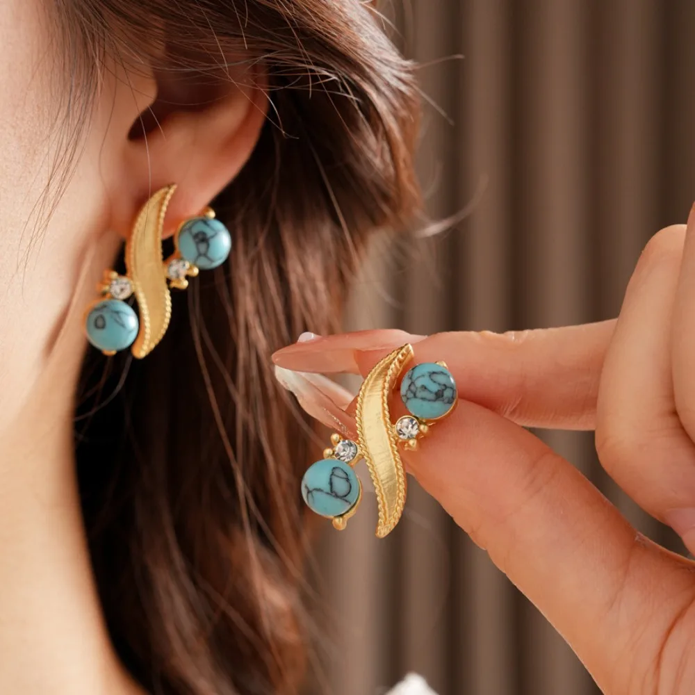 Vintage Bohemian Gold Color Curved Leaf Turquoise Inlaid Zircon Adjustabl Necklace Earrings for Women Friend Gathering Jewelry