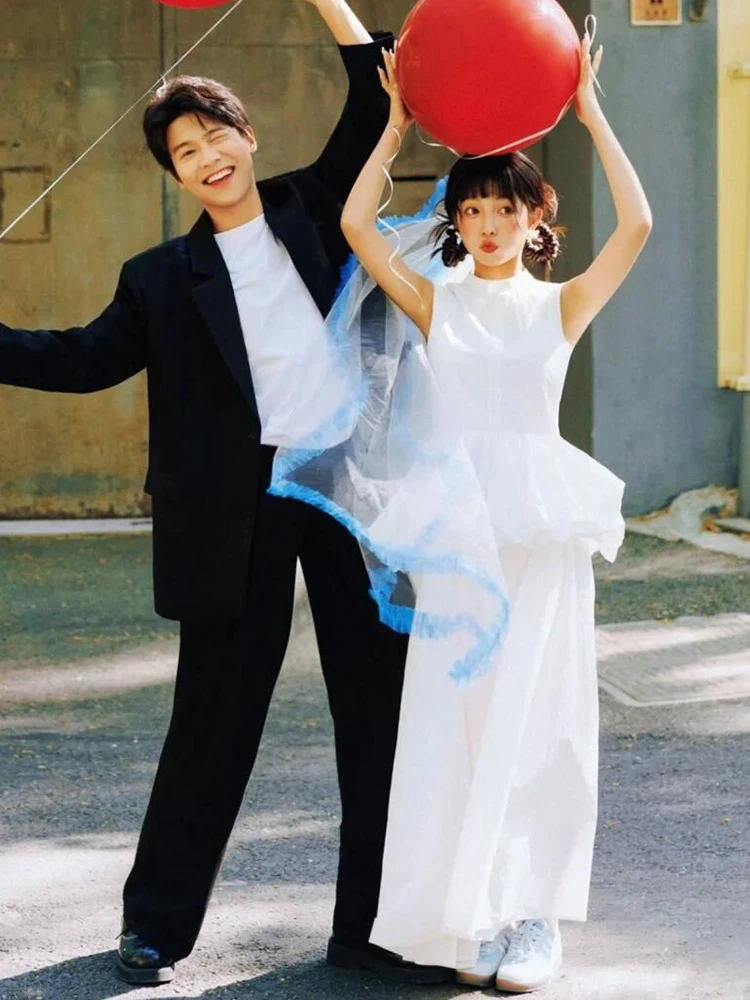 

Элегантное белое атласное свадебное платье с высокой талией, А-силуэт, длинное, на одно плечо