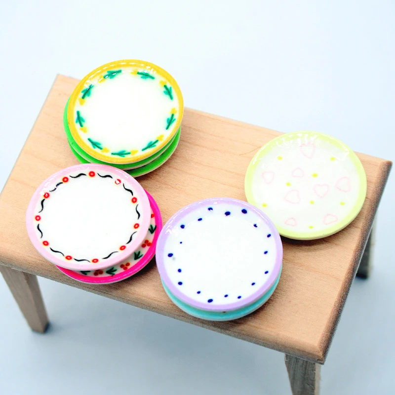 5Pcs New Dollhouse Miniature Patterned Plate Cute Cartoon Dish Plate Model Props Toys For Dollhouse Kitchen Accessories