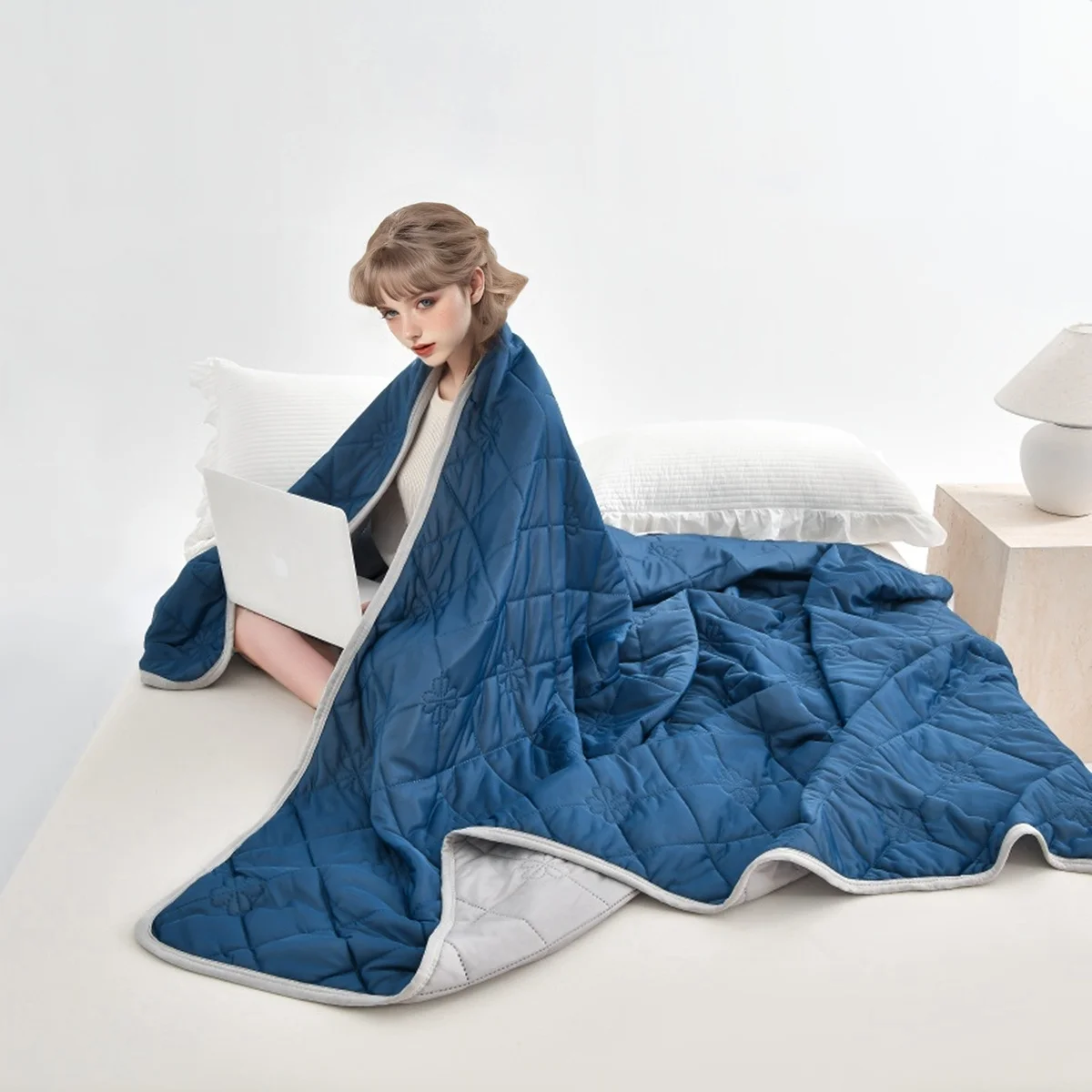 Summer Blanket For Bed Pure Color Air Condition Comforter Soft Breathable Cooling Blanket Lightweight Smooth Cold Feeling Quilt