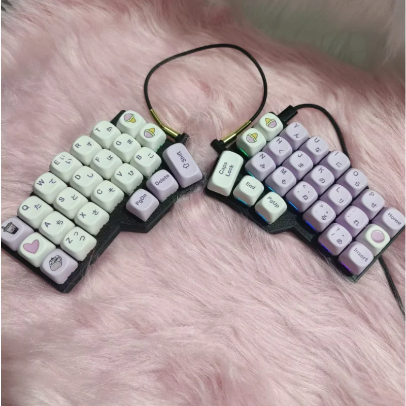 

Corne V4.1 Split Keyboard Custom Wired RGB Support VIAL /DIY Portable Ergonomic Suitable for Gamers Mechanical Cute Keyboard