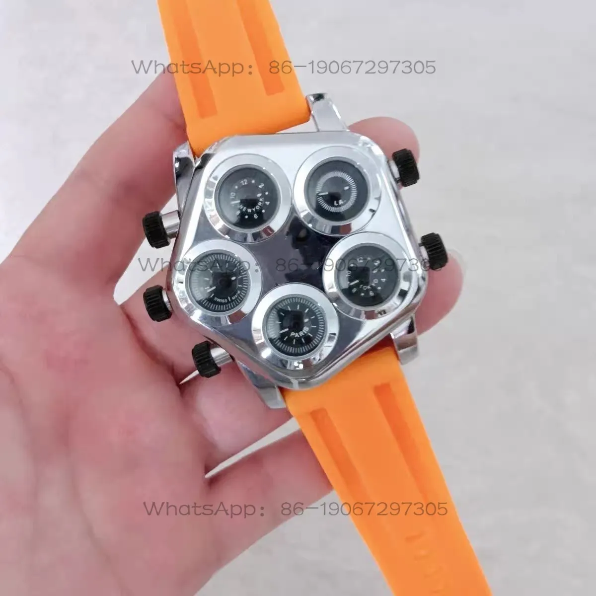 

Multi-time Zone Quartz Large Plate Couple Internet Celebrity Silicone Tape Boys and Girls Watch