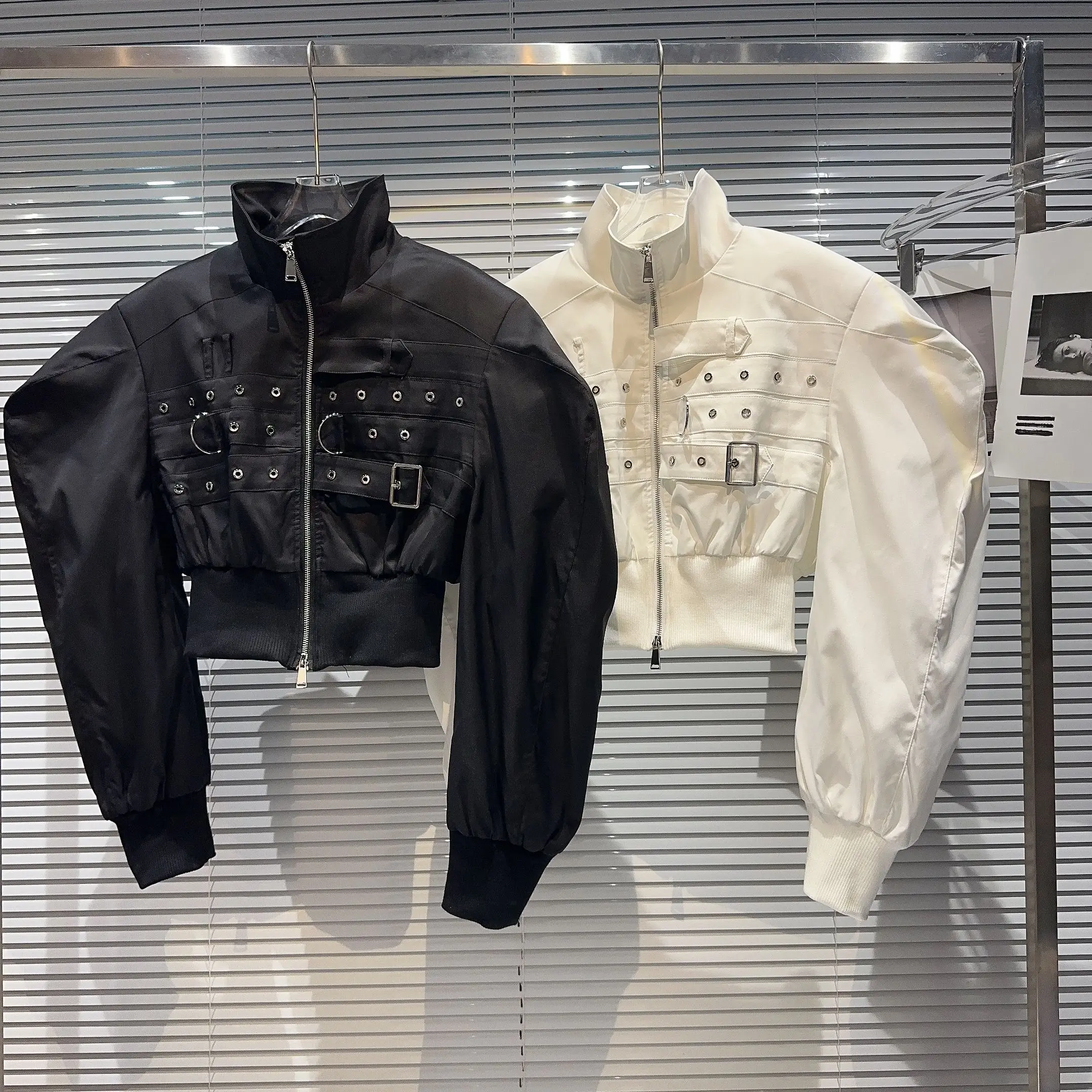 

Cool ort Jaet with oulder Pads And Stand Collar for Women Faionable Spring New Arrival Spicy Girl Ring Strap Design W...