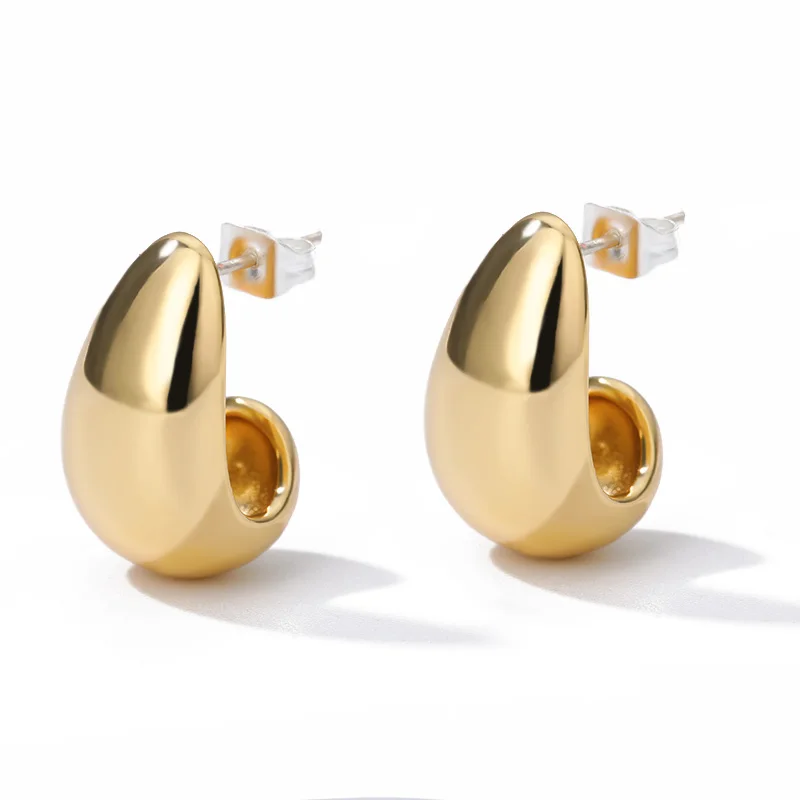 Women's Vintage Punk Round Baroque Pearl Circle Earrings