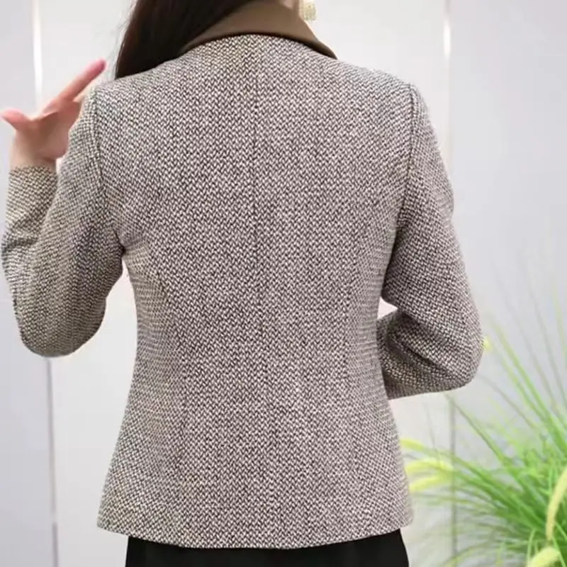 Middle-aged Blazer Jacket Women Spring New Long-sleeved Mom Elegant Short Top Fashion Cardigan Suit Jacket Ladies Luxury Clothin