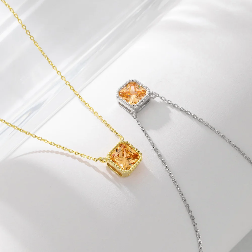 

Japanese-Style S925 Sterling Silver Niche Necklace, Square Sugar Champagne Zircon, INS Minimalist Collarbone Chain for Women