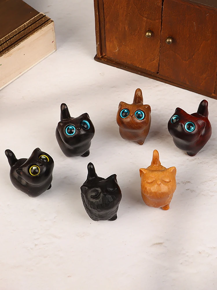 Charmante figurine de chaton en bois pour la décoration de la maison, figurine de chat décroissante à la main, cadeau parfait d'urgence, accessoires de chat