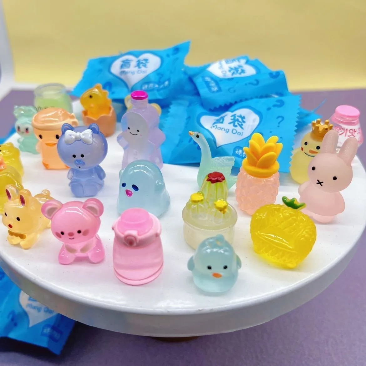 10-50pcs/set Random cute mini simulation animal luminous Mystery Gifts Pack cartoon toys individually packaged Creative Toy Gift