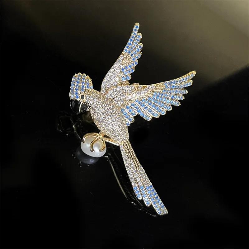 OKILY Delicate Zircon Parrot Brooch Fashionable Cute Bird Freshwater Pearl Brooches for Women Luxury Quality Jewelry Accessories