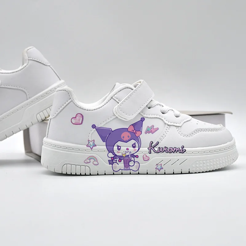 

Детская повседневная обувь, кроссовки из искусственной кожи Kuromi, весенняя обувь с героями мультфильмов для девочек, нескользящая белая обувь на липучке на толстой подошве, размер 26-35