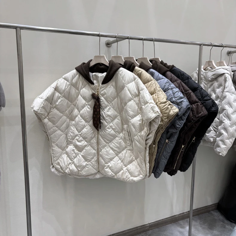 Schinteon Women's 90% White Duck Down Irregular Vest with Knitted Hood Sleeveless Jacket Fashionable Autumn Winter Cape 2026 New