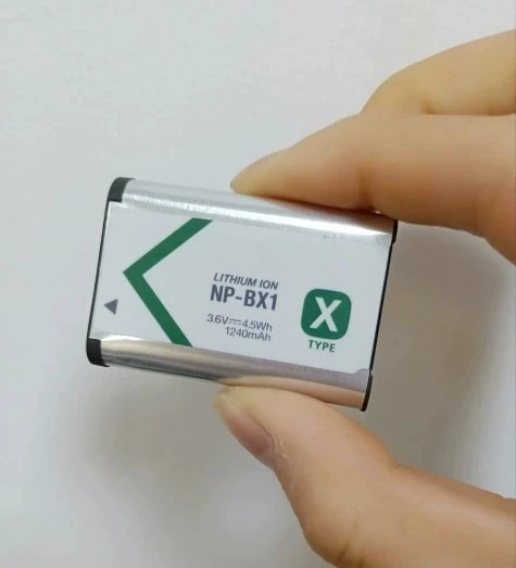 .。for Sony NP-BX1 black card battery WX300 HX300 HX50 RX1 RX100 AS15 ZV1。