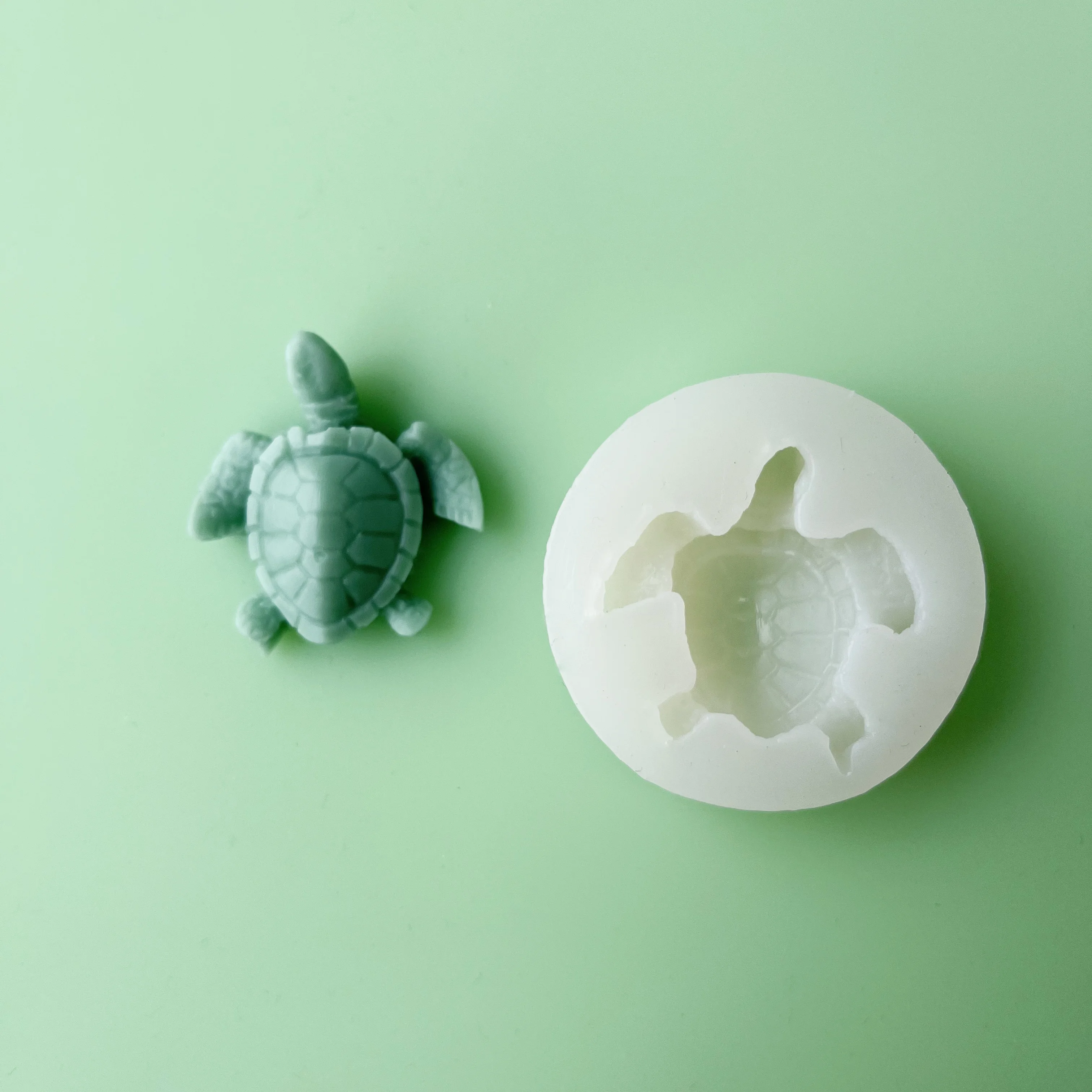 3D Turtle Mousse Cake Baking Mold Aromatherapy Plaster Ornament Handmade Soap Silicone Mold