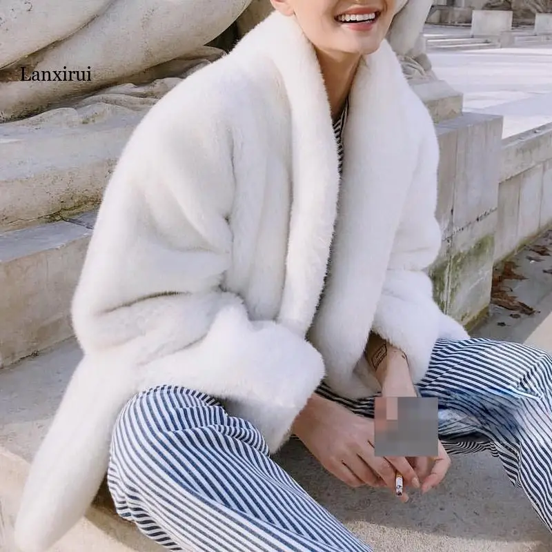 

White Fur Jacket Winter Oversized Thick Warm White Fluffy Faux Fur Coat Women Loose Casual Stylish Korean Fashion Streetwear