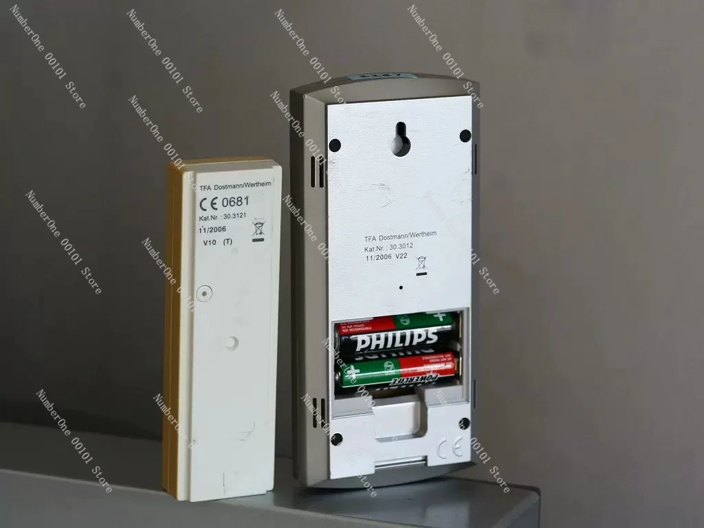 Weather station, can be changed to radio clock/indoor and outdoor thermometer/wireless receiver!