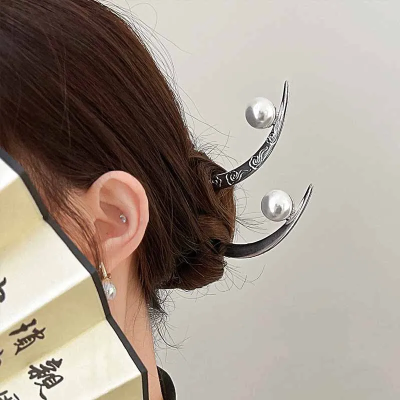 Pearl Hair Stick Crescent Moon Hair Pin Forks For Women Metal Hair Clip Barrettes Hairpin Hair Accessories Womens Sweet Headwear view 4