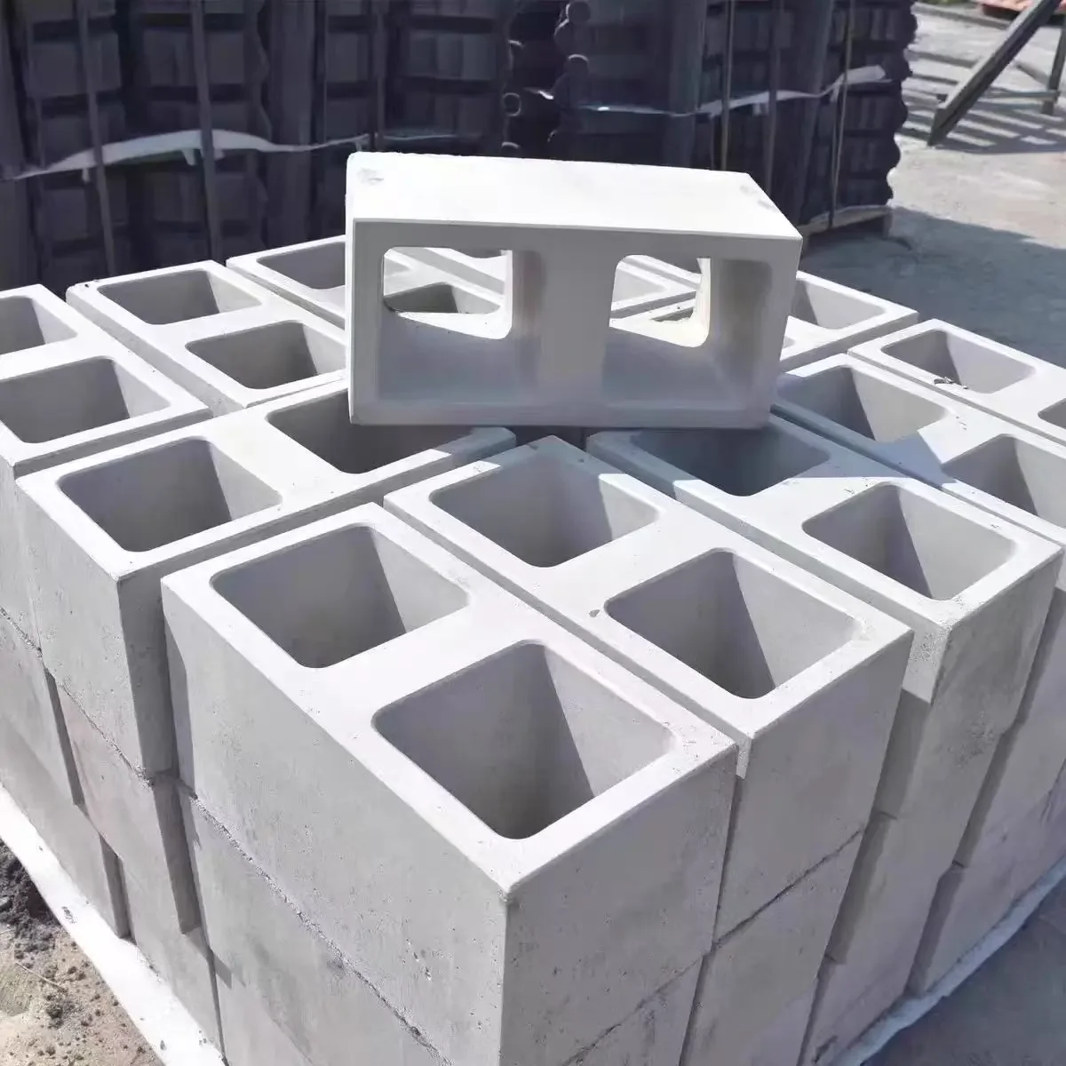 40x20x15cm Double Hole Hollow Brick Wall Mold Cement Prefabricated Partition Decorative Wall Slope Protection Building Brick