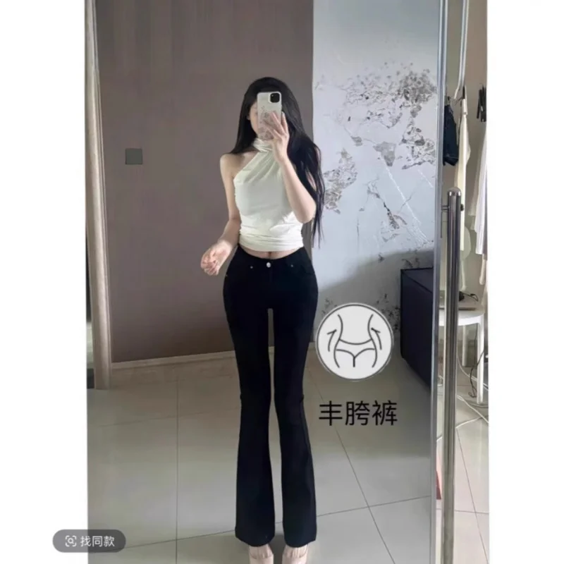 

Супер-стройнящие брюки, подчеркивающие бедра~Чисто черные джинсы с микро-клешем, стройнящие и подчеркивающие фигуру, простые и универсальные, эластичные.