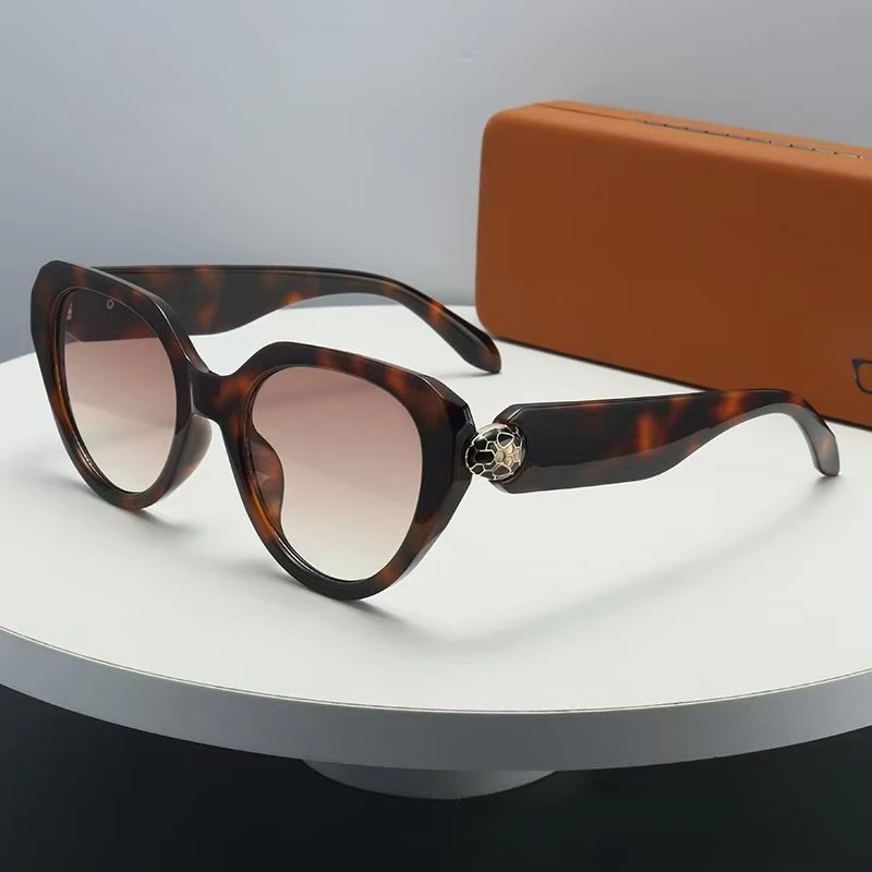 Luxury Vintage Cat Eye Snake Head Metal Sunglasses for Women Men Designer Punk Sun Glasses Sexy Ladies Sunglass Shades UV400